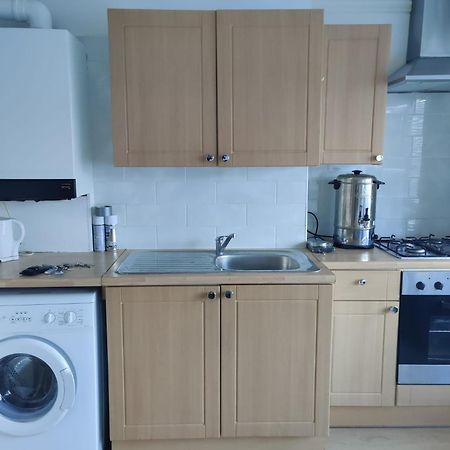 Studio On Golders Green Road Londres Exterior foto